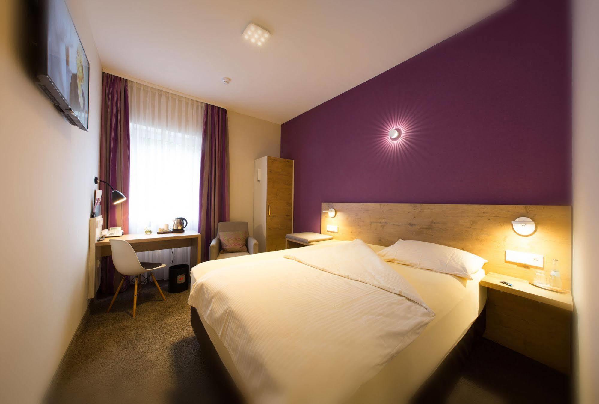 Hotel Azenberg Στουτγκάρδη Εξωτερικό φωτογραφία